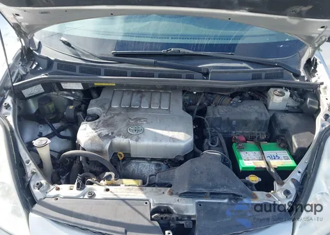 2010 Toyota Sienna Le z USA, uszkodzony, nr VIN 5TDKK4CC0AS306906